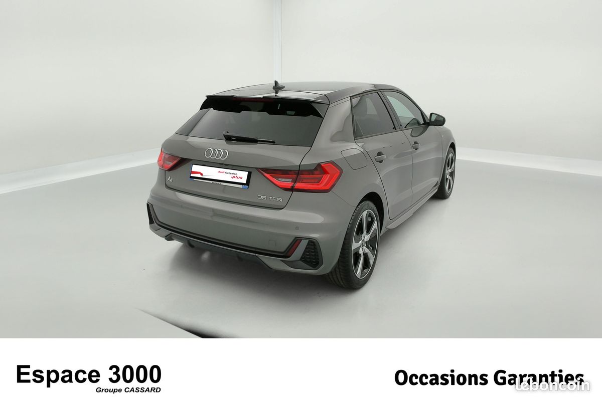 AUDI A1 Sportback 35 TFSI 150 ch S tronic 7 S Line (image 4)
