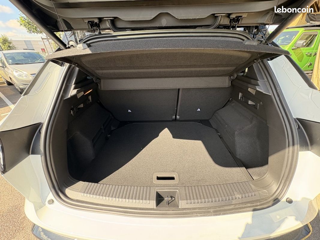 Renault Austral esprit Alpine full hybrid E-Tech 200 -26 (image 14)