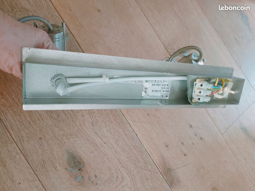 Plafonnier 2 spots orientables (image 2)