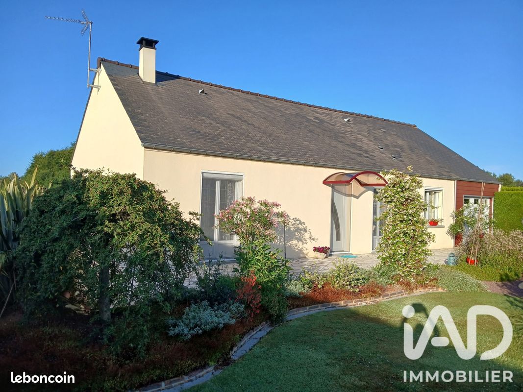 Maison 5 pièces 115 m² · à Saint-Jean-d'Elle · 115 m² · 219 500 €