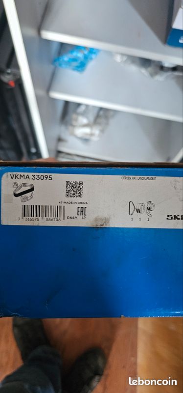 Vend kit courroie accessoires (image 1)