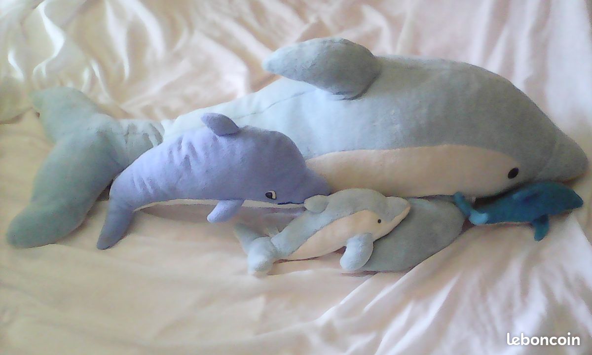 Peluche dauphin (image 1)