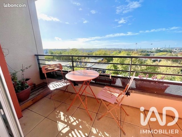 Appartement 2 pièces 45 m² · à Créteil · 45 m² · 243 000 €