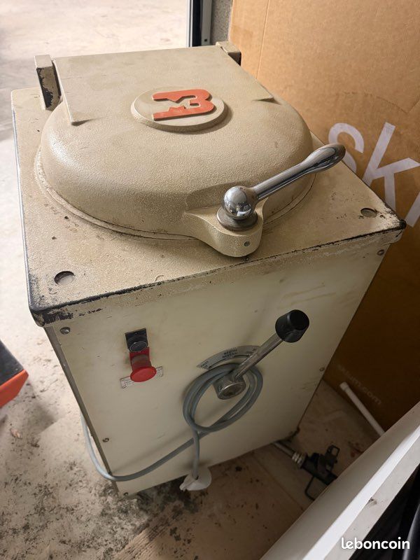 Divieuse en 400V (image 1)