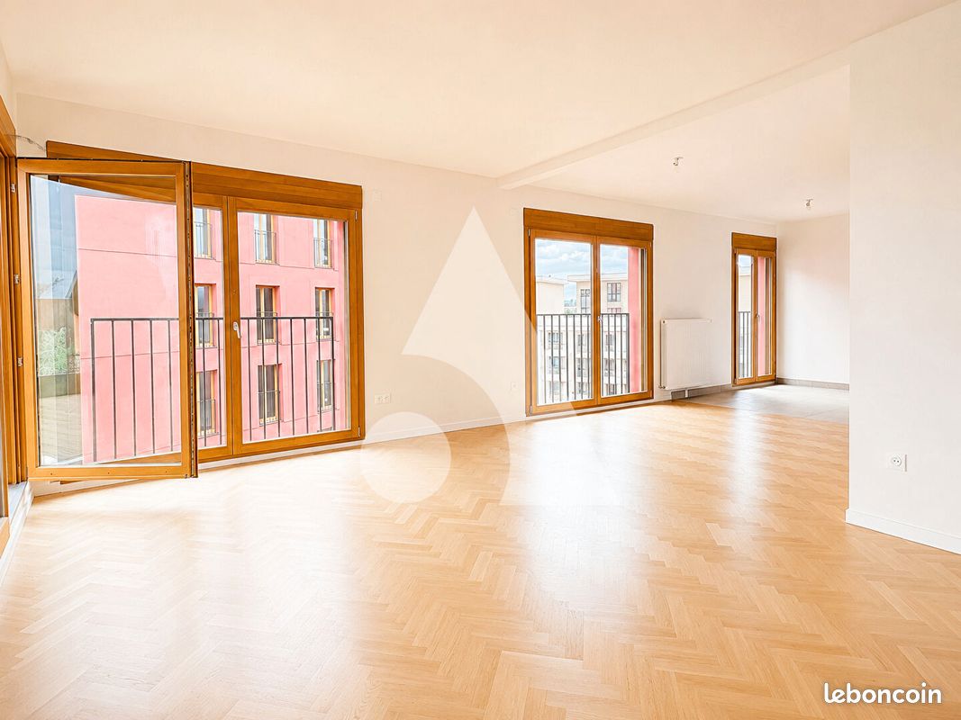 Appartement 5 pièces 113 m² · à Saint-Ouen-sur-Seine · 113 m² · 999 000 €