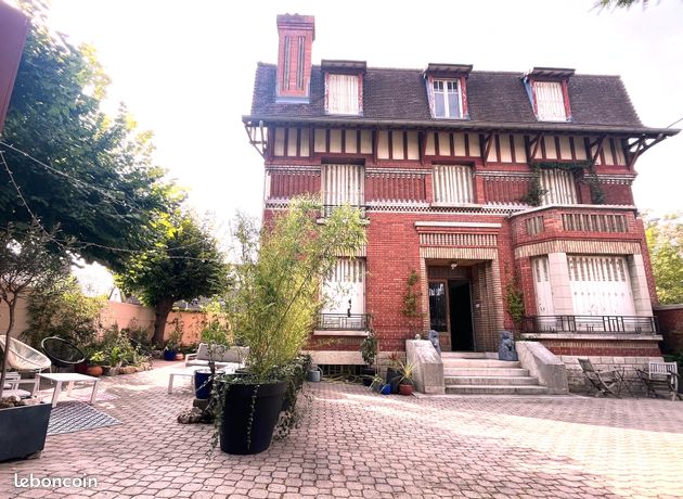 Immeuble 300m2 secteur gare possibilité locations 10% rentabilité