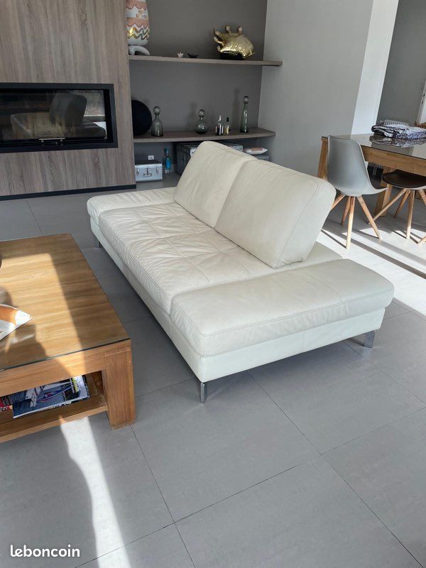 Canapé en cuir blanc (image 4)