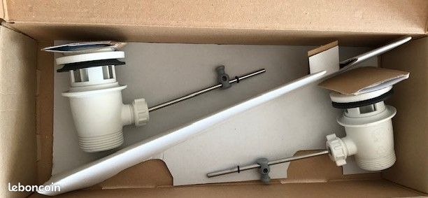 Lot de 2 bondes de lavabo – neuves (image 1)