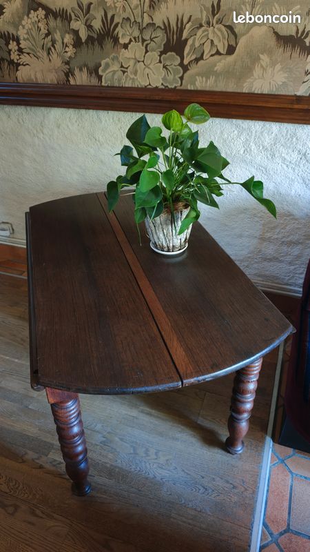 Table ronde pliante (image 1)