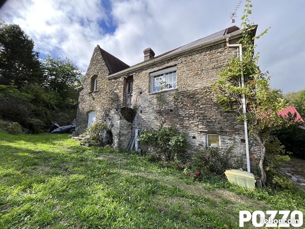 Maison 5 pièces 132 m² · à Montrabot · 132 m² · 256 000 €