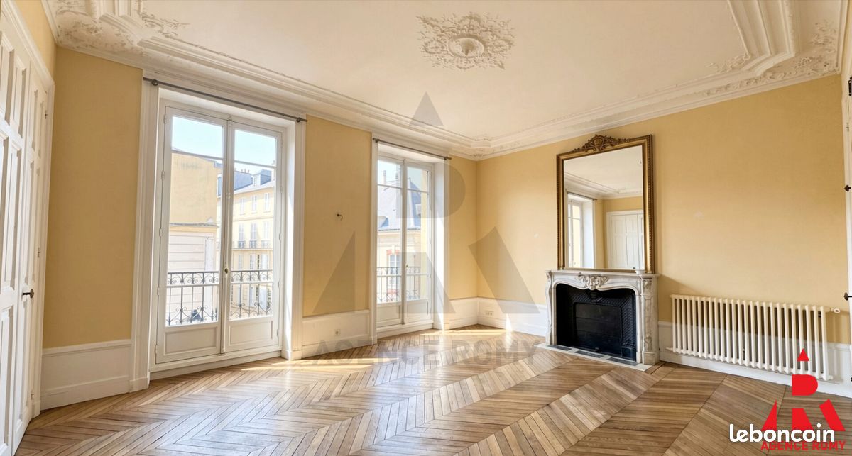 Appartement 5 pièces 143 m² · à Versailles · 143 m² · 1 180 000 €