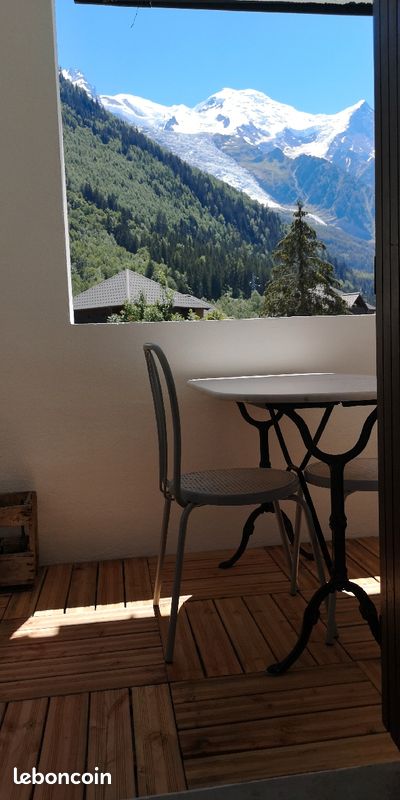 F2 de 35 m² Chamonix centre vue Mont Blanc (image 9)