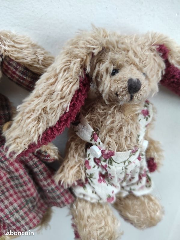 Peluches cadeaux pour Noël : 3 petits lapins (image 11)