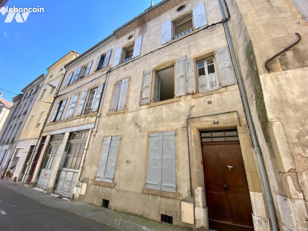 Immeuble 164 m² · à Tournon-sur-Rhône · 164 m² · 168 000 €
