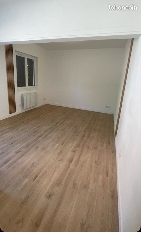 Appartement T2 de 41m² - Centre-ville Beaumont-le-Roger (image 1)