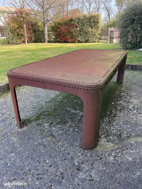 Table métal (image 1)