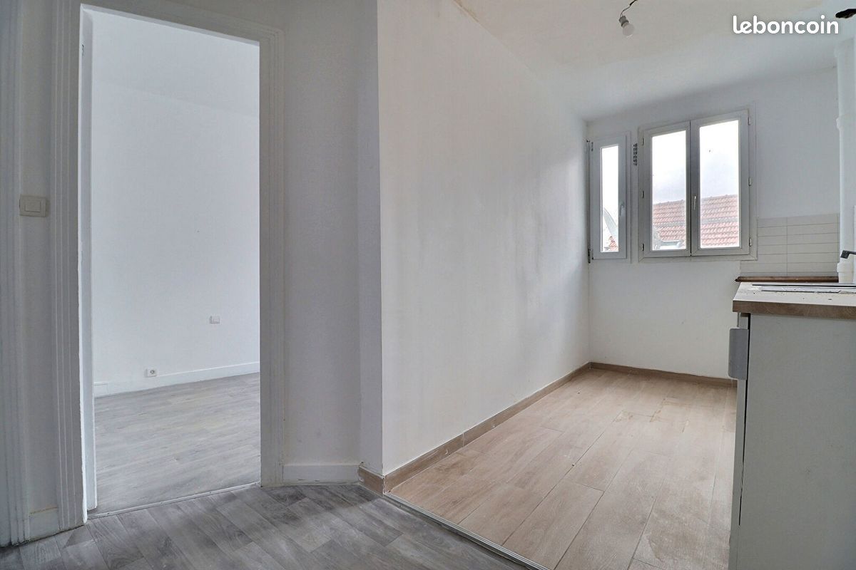Appartement 3 pièces 52 m² · à Aubervilliers · 52 m² · 859 €/mois