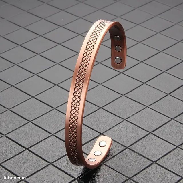 Bracelet Agatha chien Vintage - Montres & Bijoux Bracelet Agatha chien Vintage - Montres & Bijoux