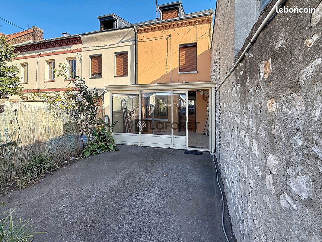 Maison 4 pièces 80 m² · à Le Petit-Quevilly · 80 m² · 107 000 €