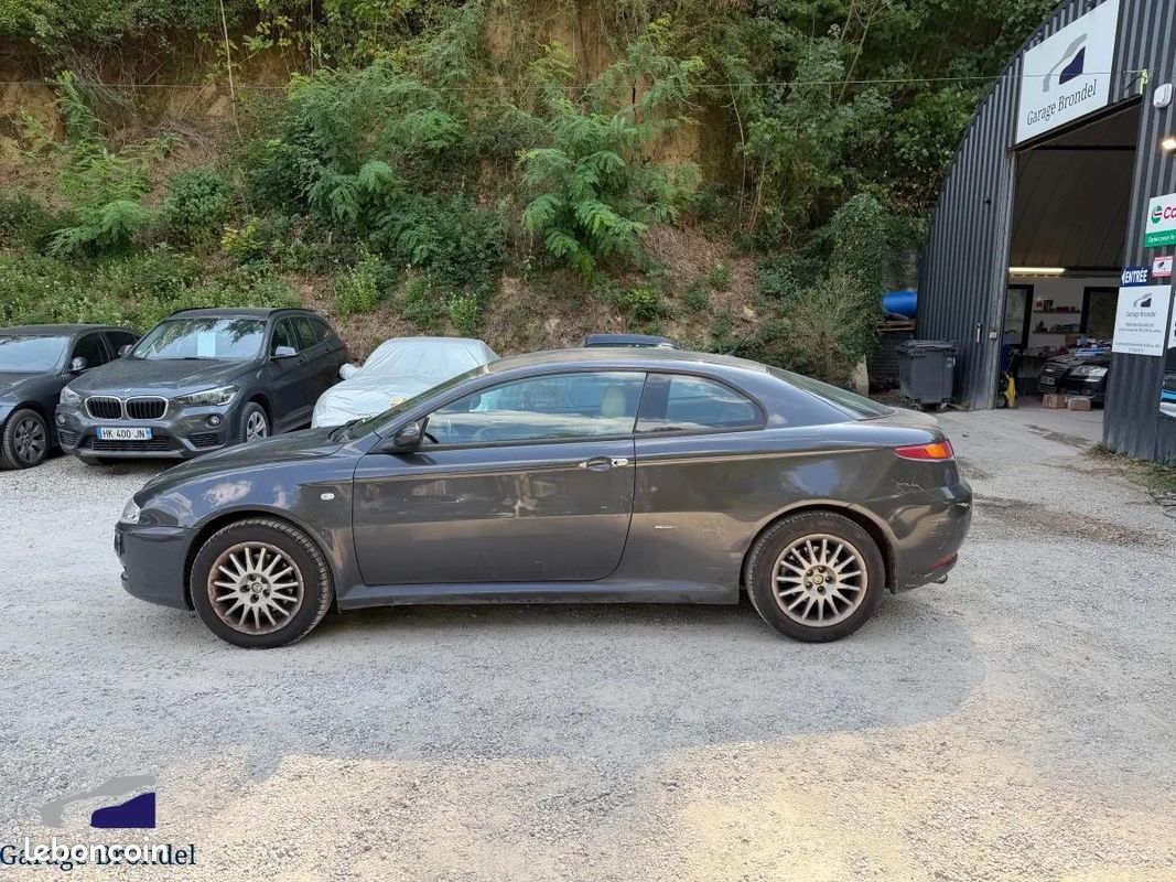 Alfa Romeo Gt 1.9 JTDM-Jet 150cv Selective (image 4)