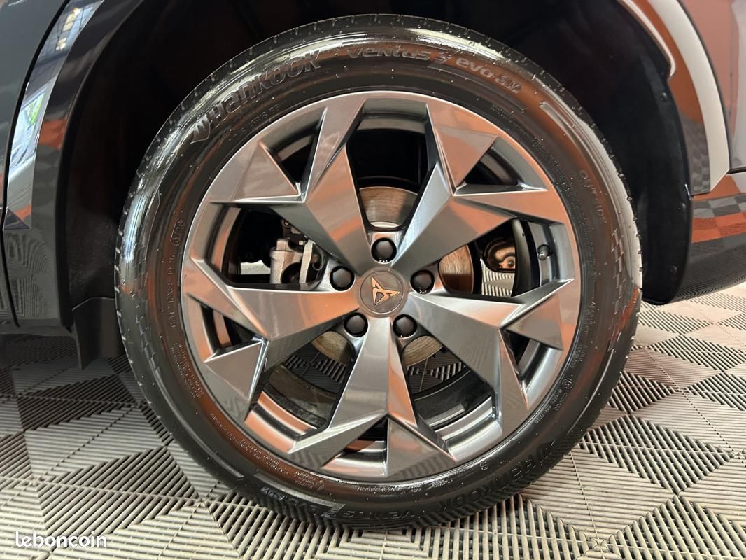 Cupra Formentor 1.5 eTSI 150CH DSG7 *+HAYON ELEC (image 4)
