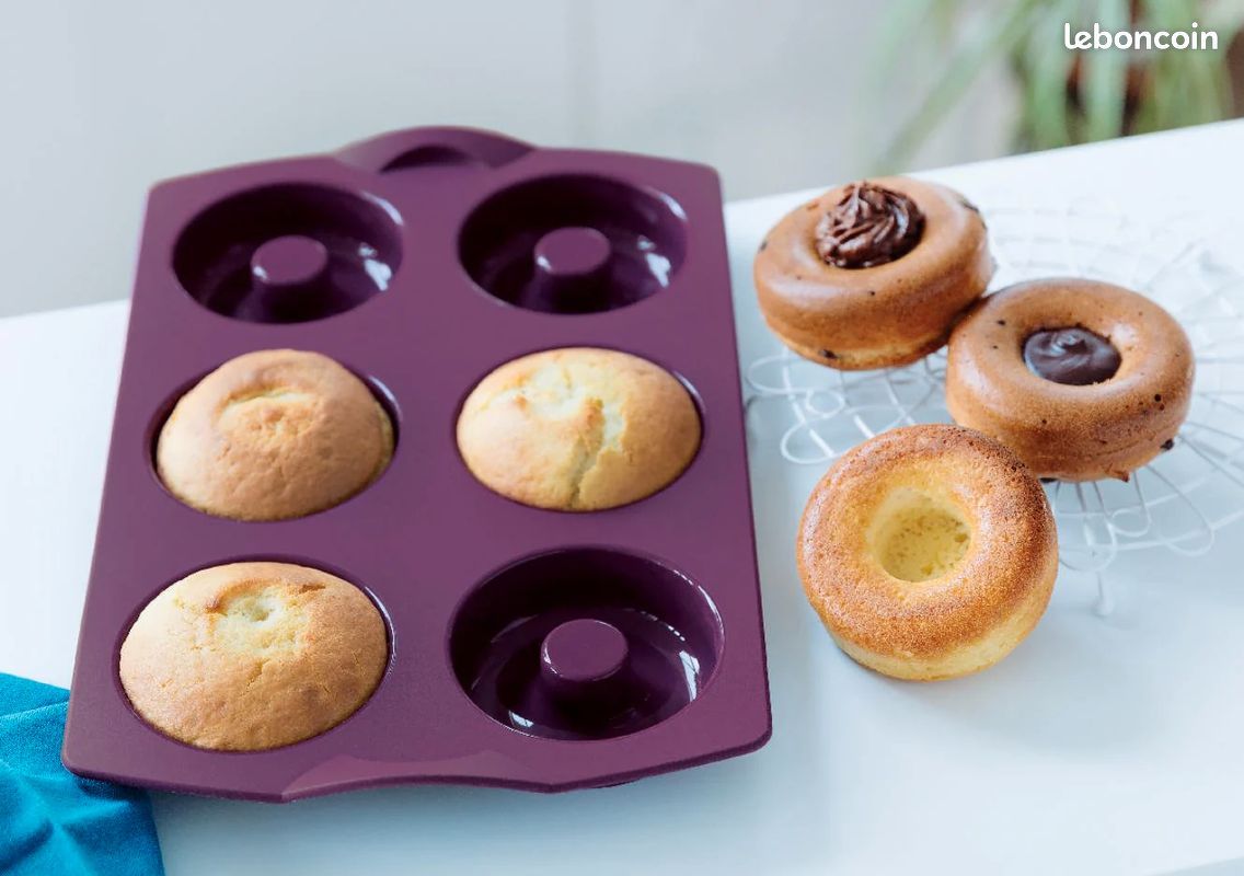 Moule à donuts Tupperware neuf (image 5)