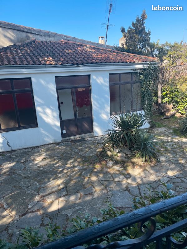 Maison 1 pièce 25 m² · à Trets · 25 m² · 104 000 €