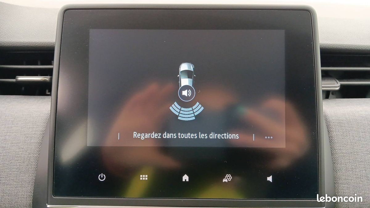Renault clio e tech full hybrid 145 ch gsr2 (image 27)