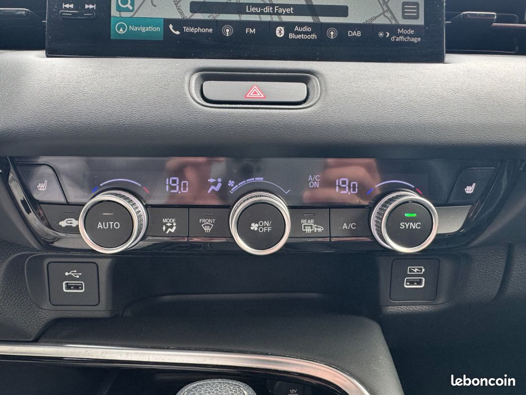 HONDA HR-V E:HEV 1.5 i-MMD Advance ENTRETIEN COMPLET HONDA/ CAMERA DE RECUL/ SIEGES ET VOLANT CHAUFFANTS/ APPLE CAR P (image 26)
