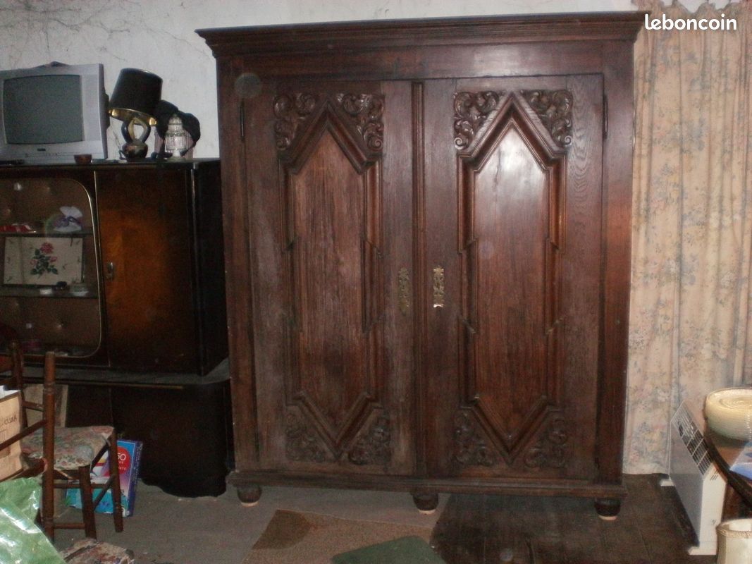 Armoire ancienne (image 1)