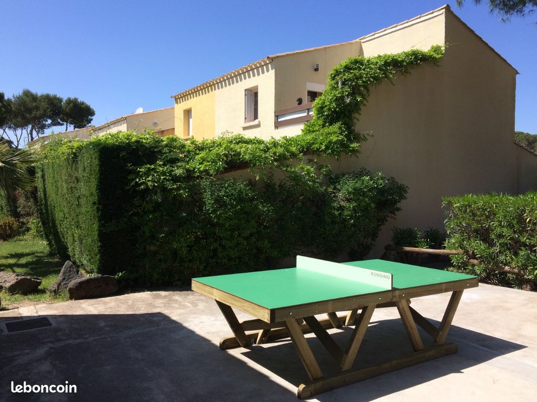 T2 Cap d'Agde, 25m², mezzanine, terrasse, piscine, parking privé, résidence sécurisée (image 8)