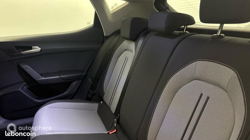 Seat Leon 1.5 eTSI Hybrid 115ch Business DSG7 (image 13)