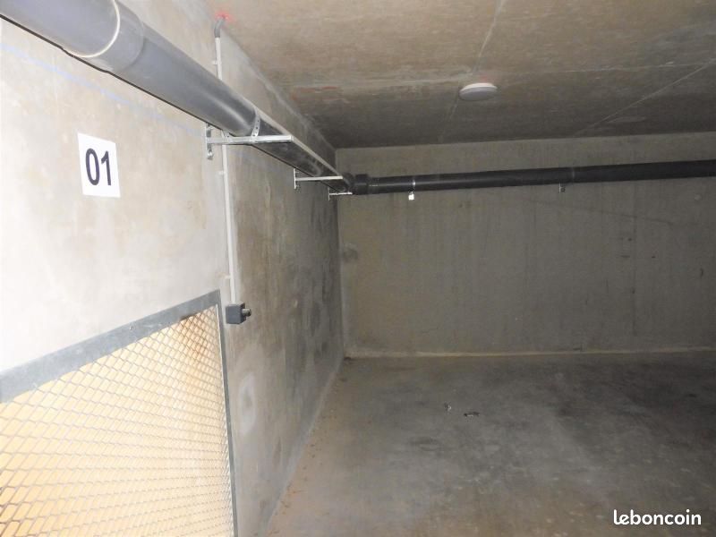 Parking 12 m² · à Lyon · 12 m² · 121 €/mois