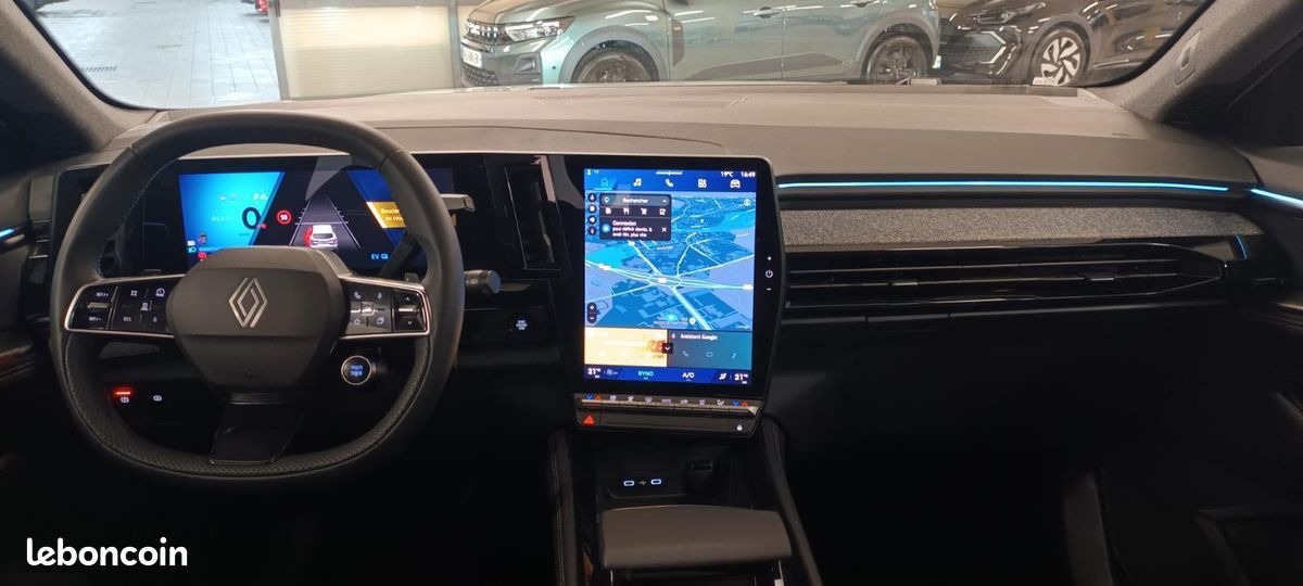 Renault Austral full hybrid E-Tech 200 ch Techno (image 13)