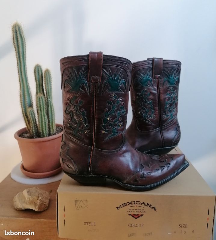 Bottes Western MEXICANA En Cuir Noir Perlé - Taille 42-43 - Fait Main Au Mexique - Occasion