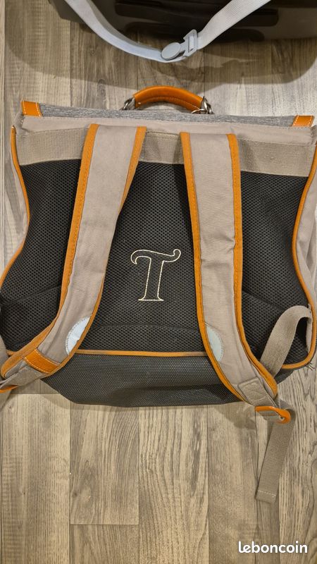 Cartable tan's (image 3)