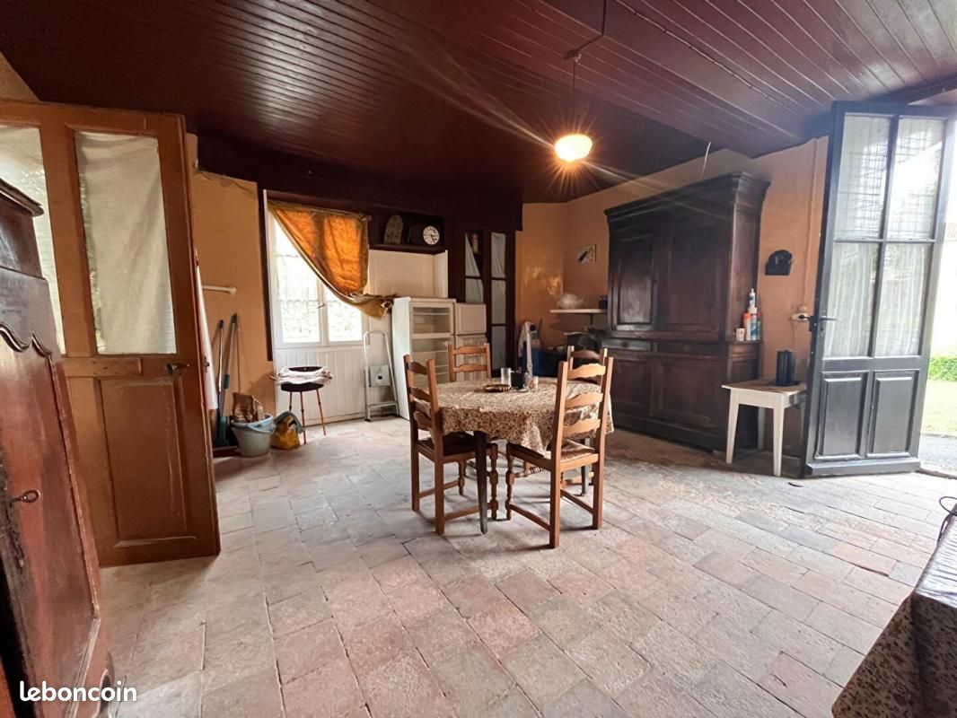 Maison 4 pièces 95 m² · à Curçay-sur-Dive · 95 m² · 29 000 €