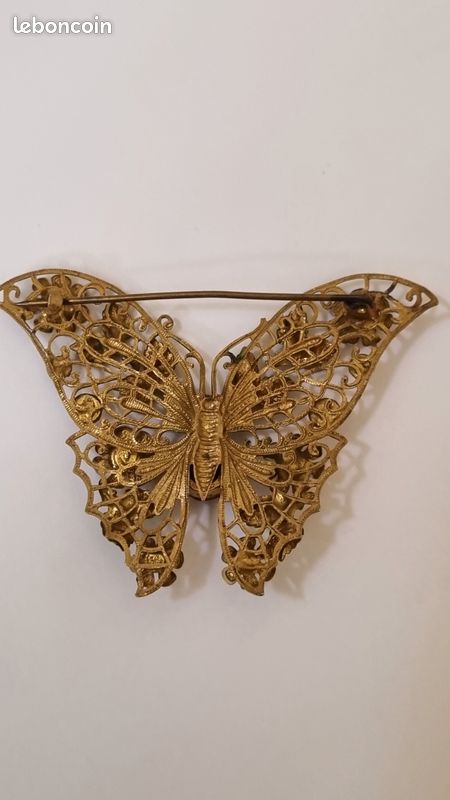 Broche Papillon Ancienne – Filigrane Argenté – Bijou Vintage Délicat – 2816