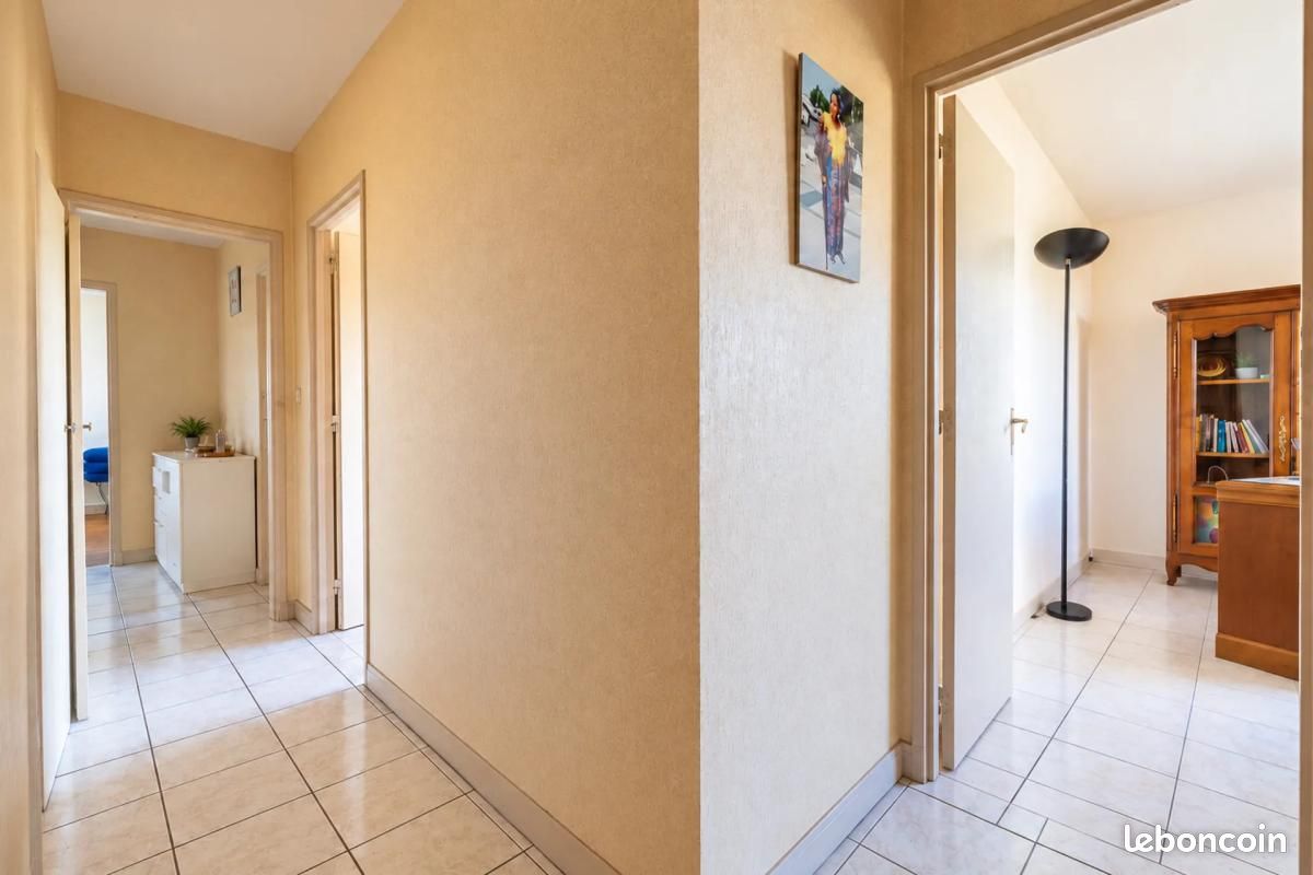 Appartement 3 pièces 58 m² · à Ris Orangis · 58 m² · 113 500 €