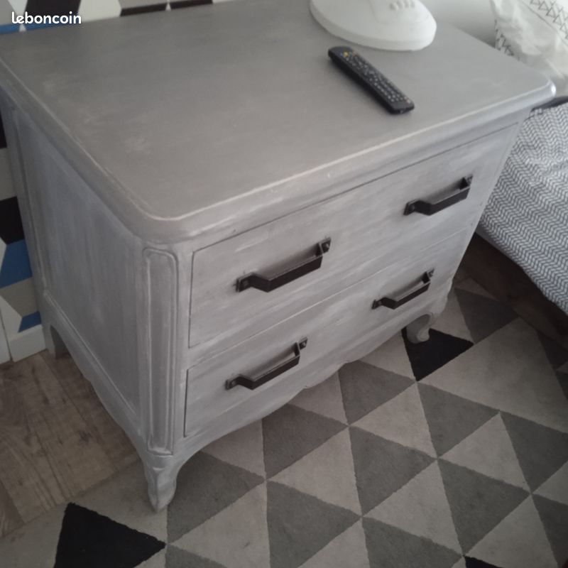 Commode patinée bois massif grise 2 tiroirs 53 de profondeur 86 cm de long, et 75 cm en hauteur 95 (image 1)