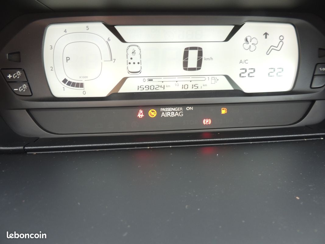 C4 SpaceTourer 130 S&S Feel EAT8 BOITE AUTOMATIQUE (image 9)