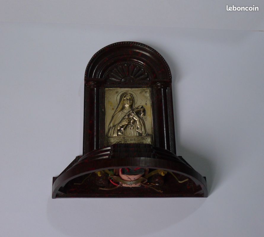 Lampe ancienne bakélite reliquaire Saint Thérèse de Lisieux (image 1)