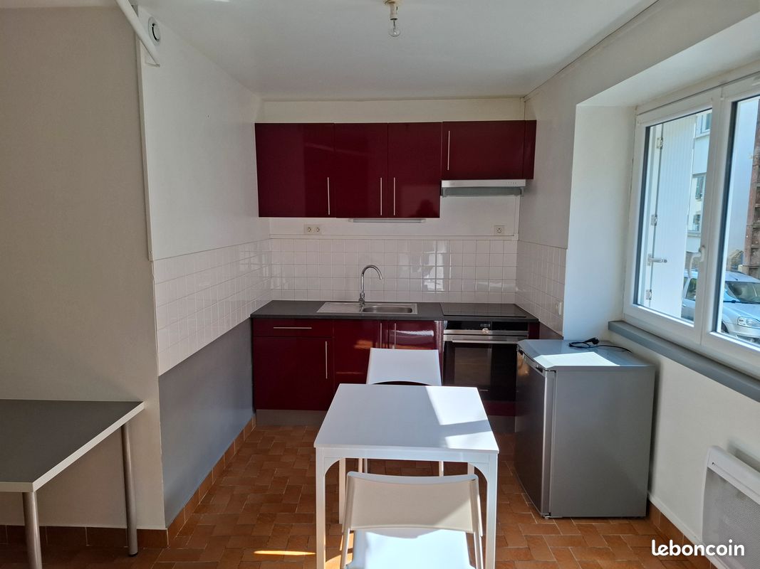 Appartement 1 pièce 25 m² · à Morlaix · 25 m² · 340 €