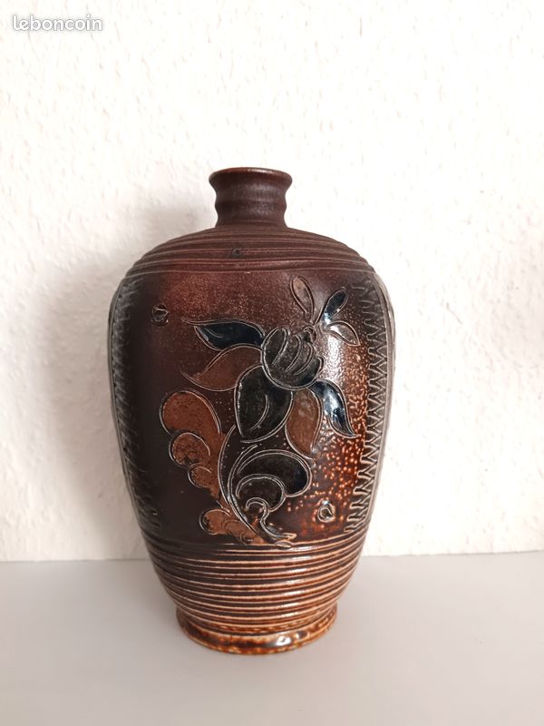 AJC ? Ancienne poterie grès motif floral (image 1)