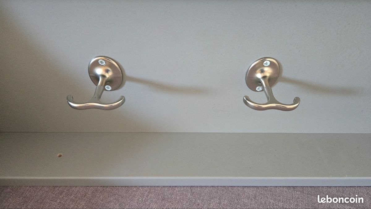 Etagère en bois casserolier (image 1)
