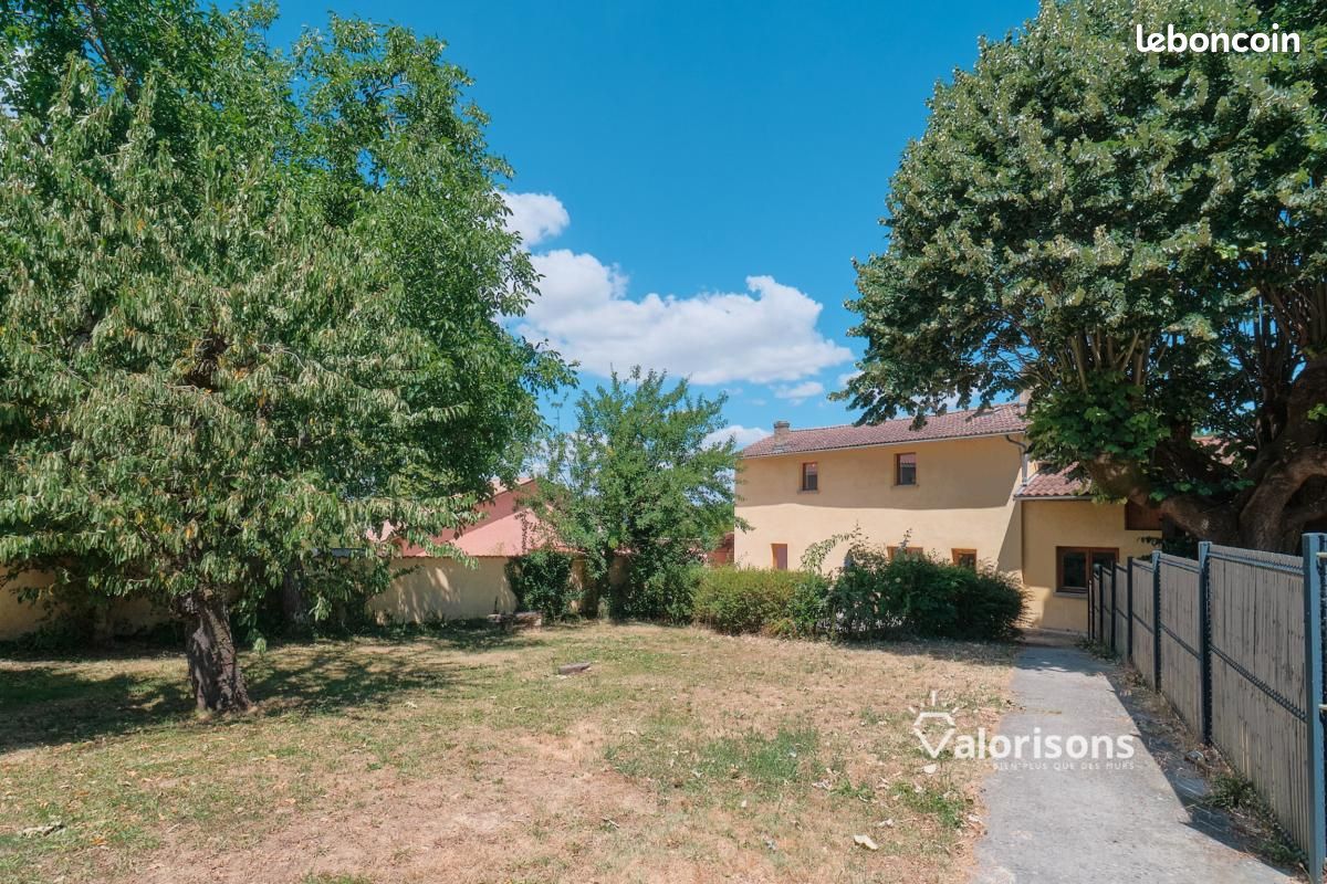 Maison 4 pièces 100 m² · à Jons · 100 m² · 270 000 €