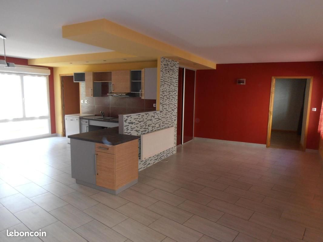 Appartement 3 pièces 97 m² · à Nantua · 97 m² · 713 €/mois