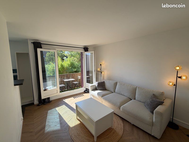 Appartement 1 pièce 28 m² · à Saint-Maur-des-Fossés · 28 m² · 1 050 €/mois