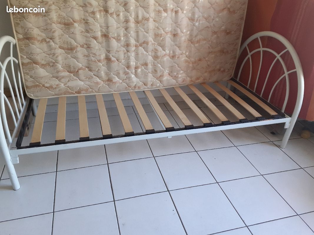Lit une place (image 1)