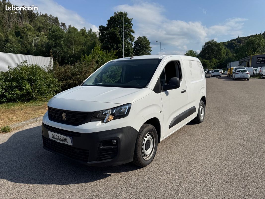 Peugeot partner blue hdi 100cv 650kg club 8741ht (image 1)